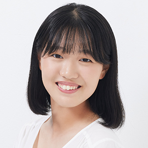 青柳 真菜香